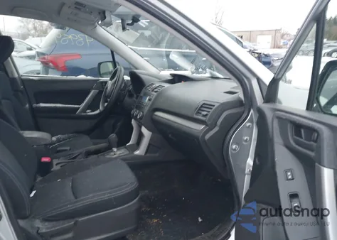 2015 Subaru Forester 2.5I из США, поврежденный, VIN JF2SJABC8FH529565